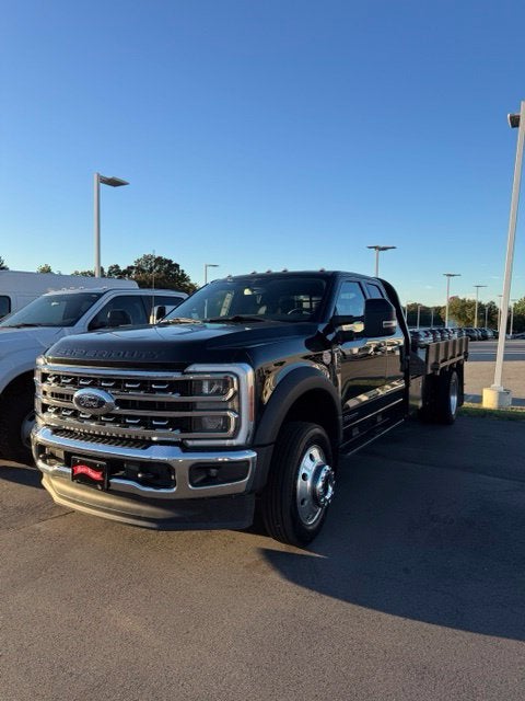 2023 Ford F-550SD Lariat DRW