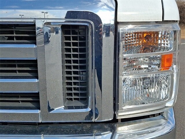 2021 Ford E-450SD Base DRW