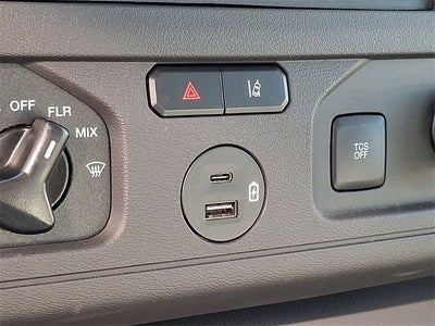 2024 Ford E-450SD 14' BOX TRUCK DRW