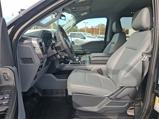 2023 Ford F-150 Lightning Pro