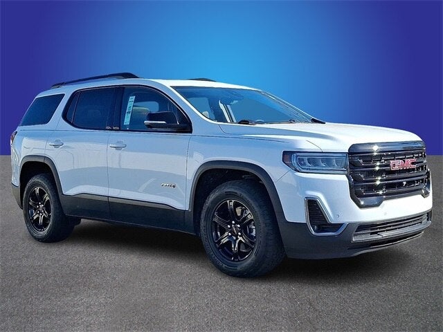 2022 GMC Acadia AT4