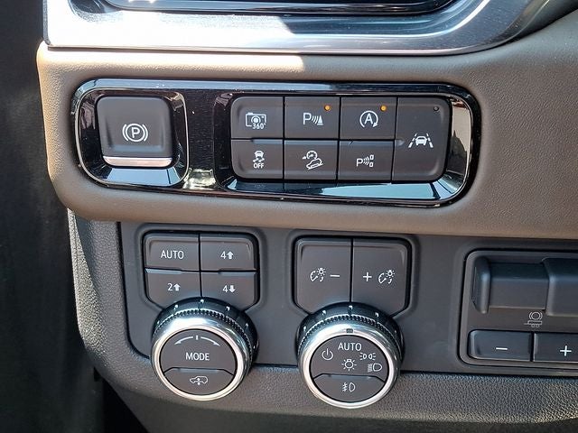 2025 GMC Yukon XL Denali Ultimate