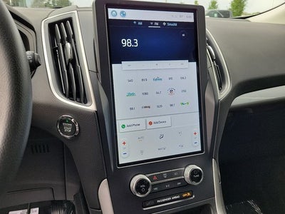 2024 Ford Edge SE