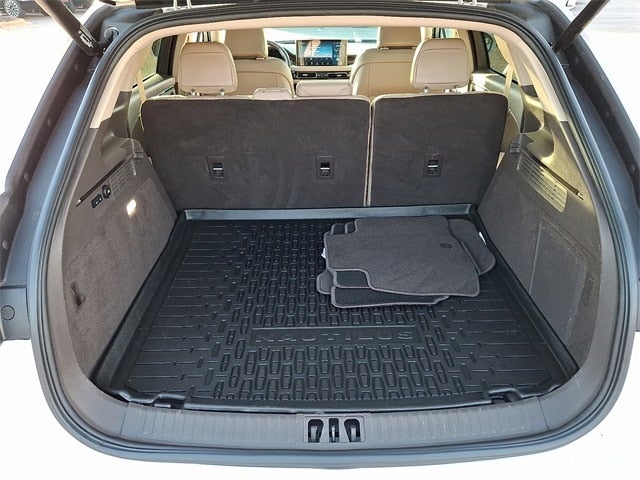 2021 Lincoln Nautilus Reserve