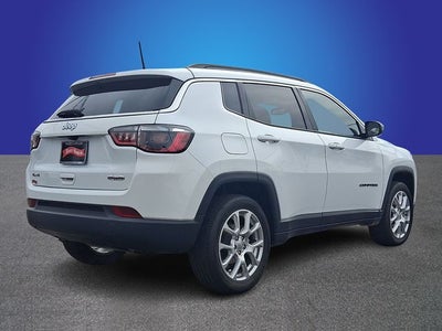 2023 Jeep Compass Latitude Lux