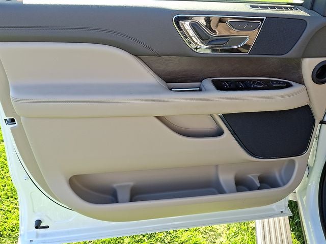2024 Lincoln Navigator Premiere