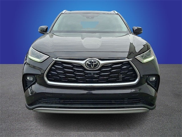 2022 Toyota Highlander Platinum