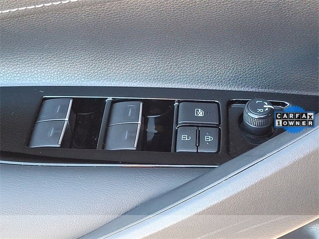 2022 Toyota Corolla Hatchback SE Nightshade Edition