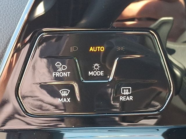 2024 Volkswagen Golf R 2.0T