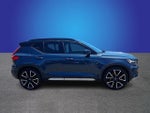 2022 Volvo XC40 R-Design