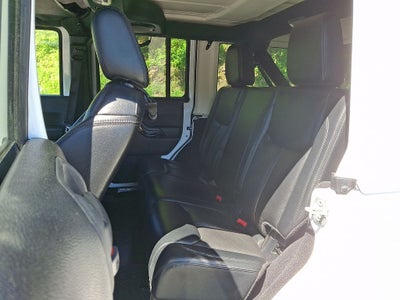2014 Jeep Wrangler Unlimited Altitude