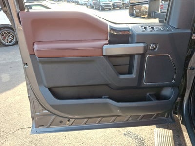 2022 Ford F-450SD Platinum