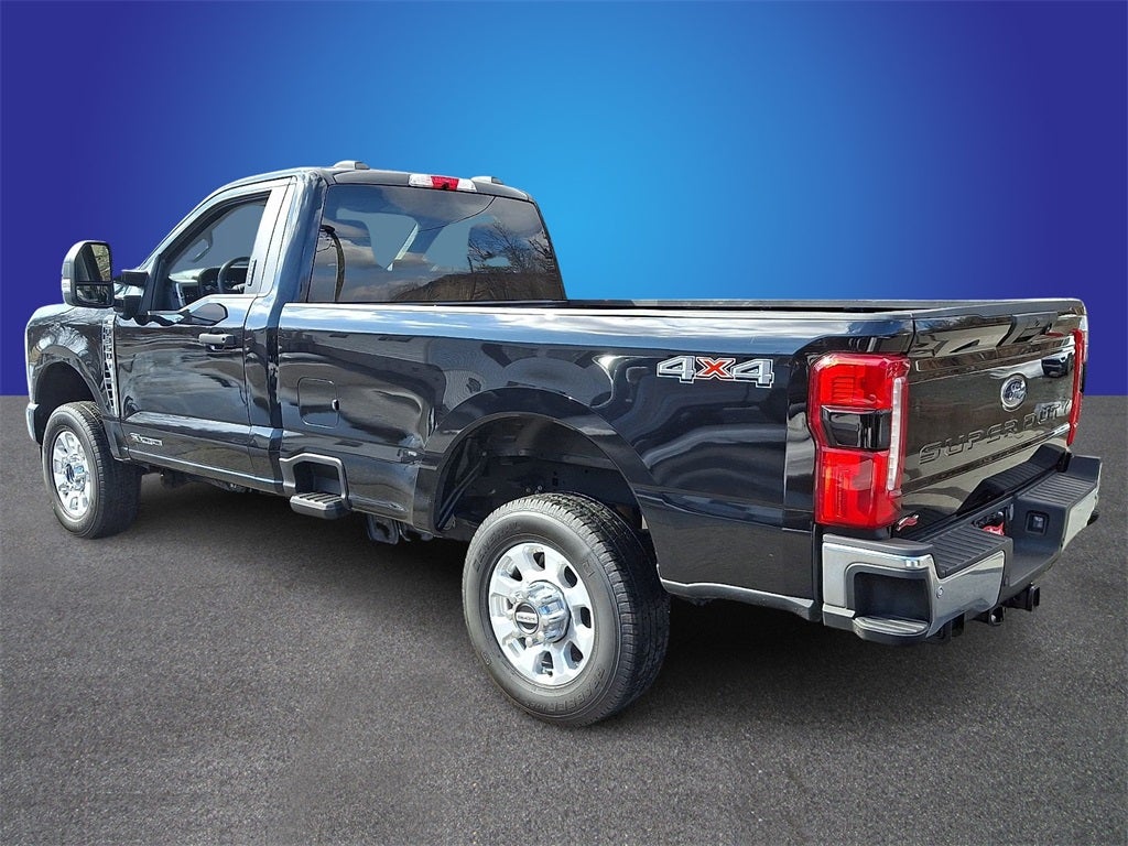 2023 Ford F-350SD XLT