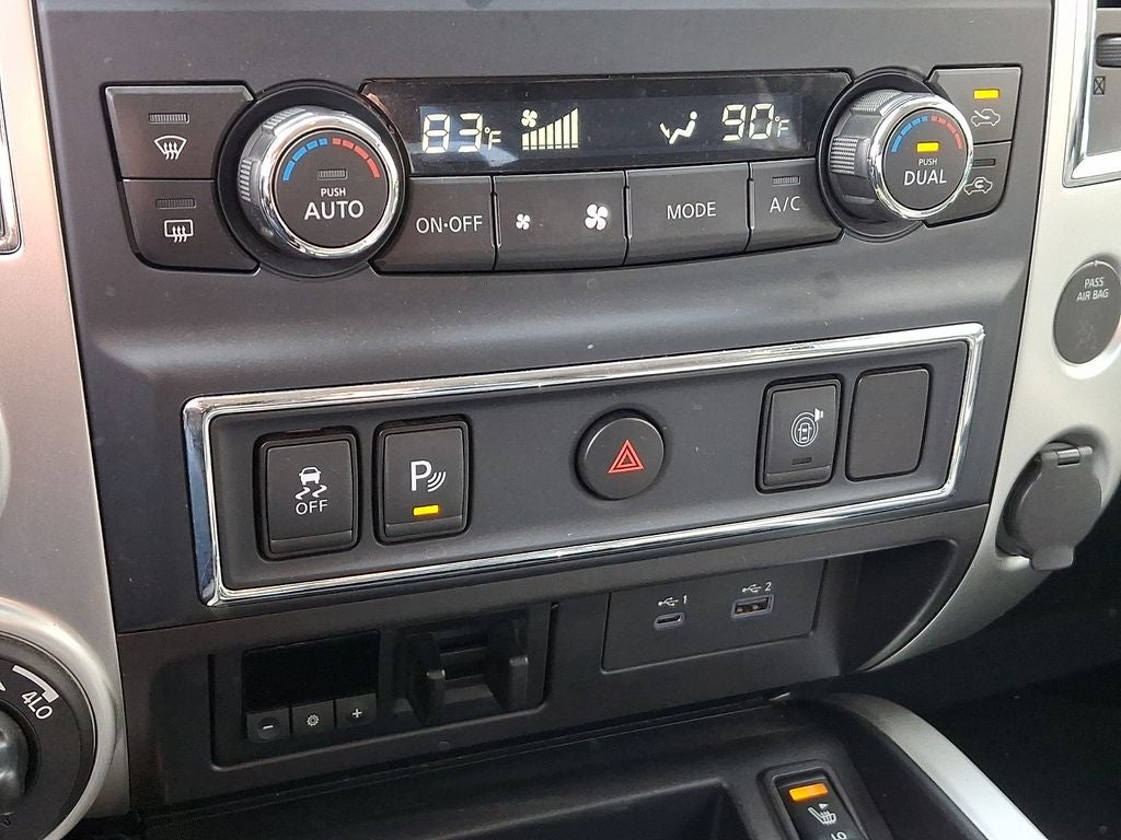 2021 Nissan Titan SV