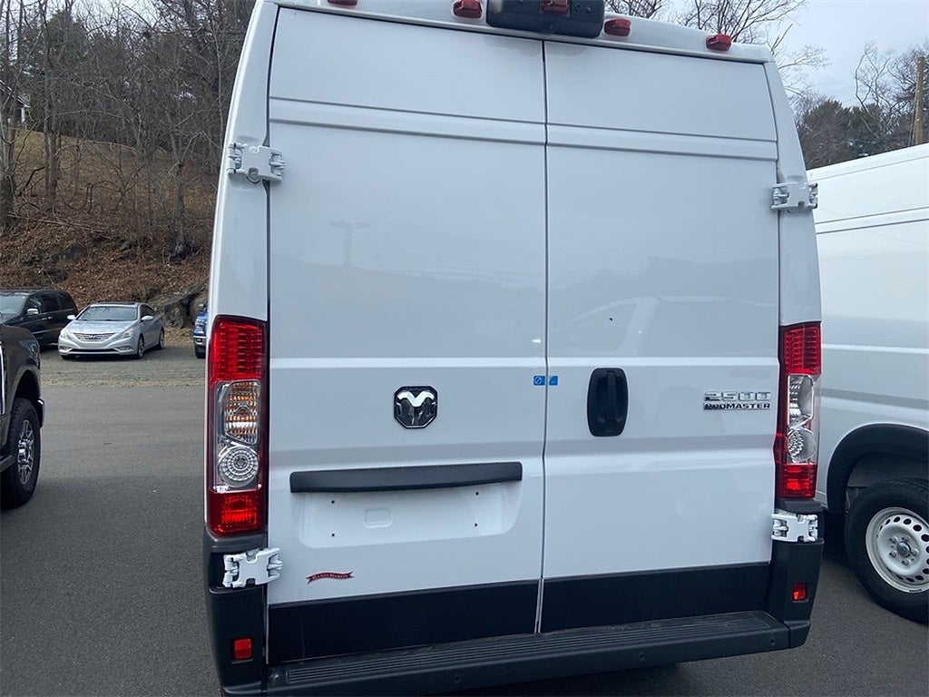 2024 RAM ProMaster 2500 High Roof 136 WB