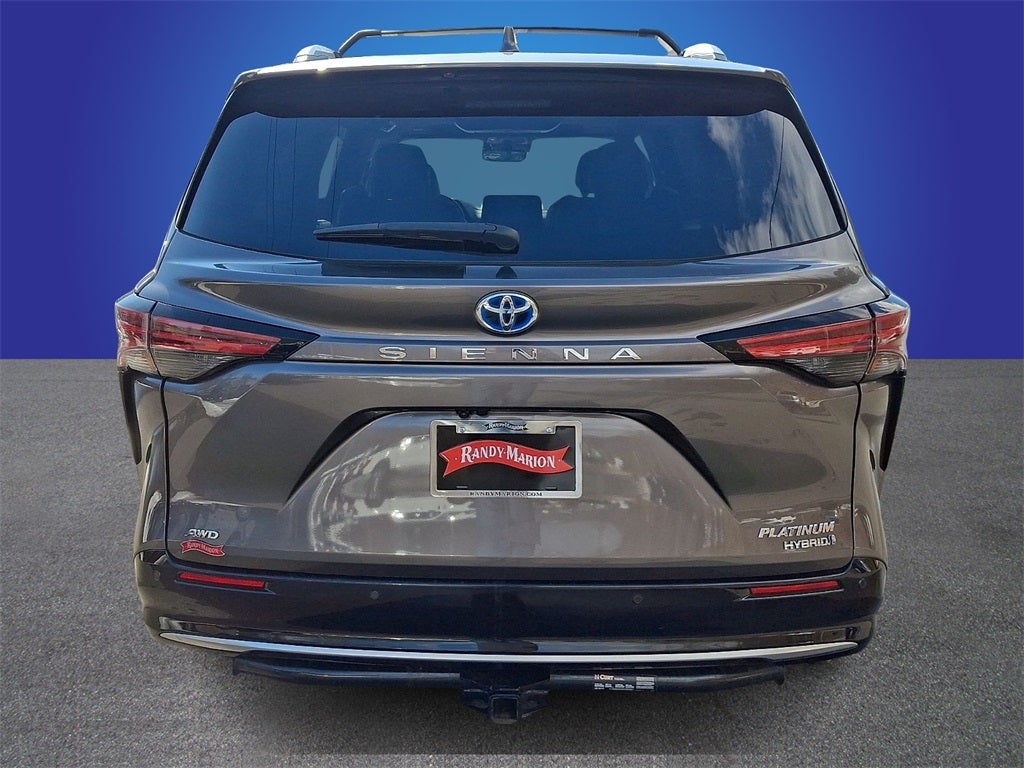 2023 Toyota Sienna Platinum 7 Passenger