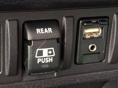 2018 Toyota Tacoma SR5 V6