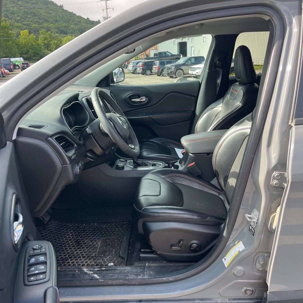 2023 Jeep Cherokee Trailhawk 4x4