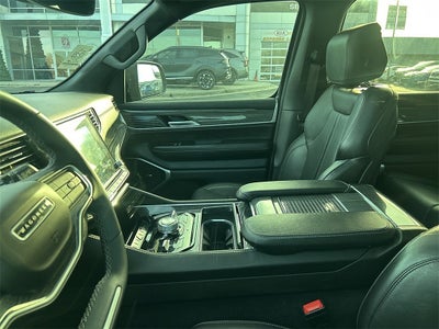 2022 Jeep Wagoneer Series III 4x4