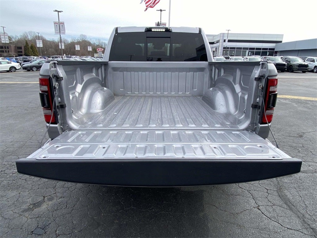 2021 RAM 1500 Laramie Crew Cab 4x4 5'7' Box