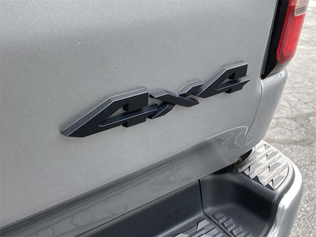 2021 RAM 1500 Laramie Crew Cab 4x4 5'7' Box