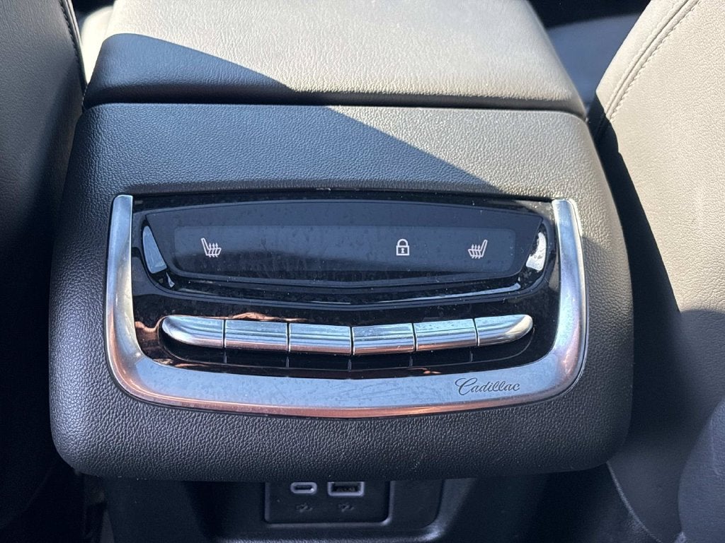 2025 Cadillac XT6 FWD Premium Luxury