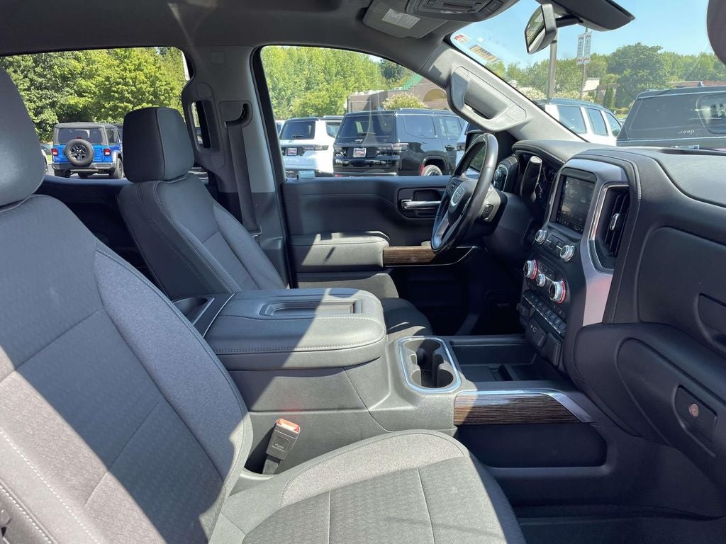 2021 GMC Sierra 1500 4WD Crew Cab Short Box Elevation