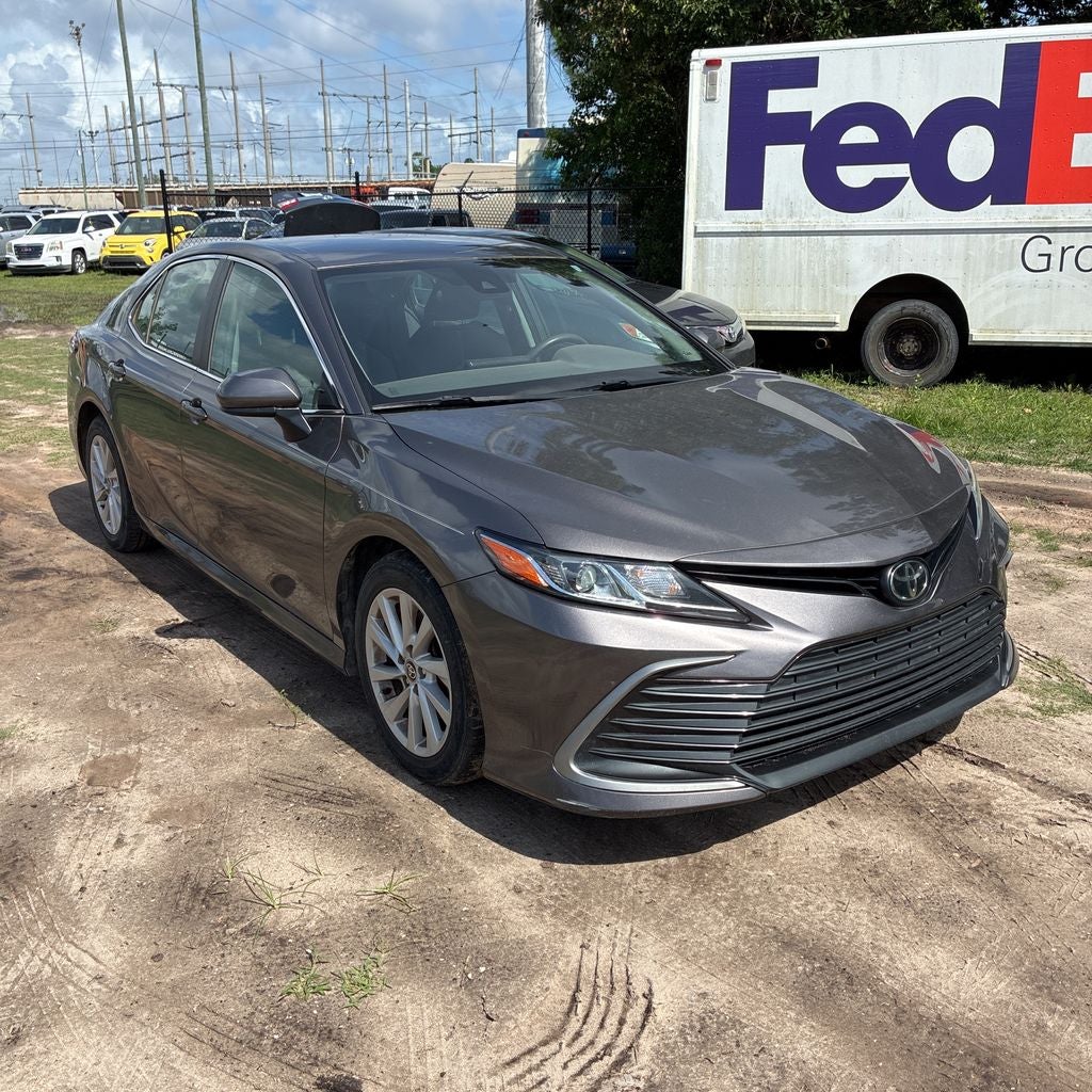 2022 Toyota Camry LE