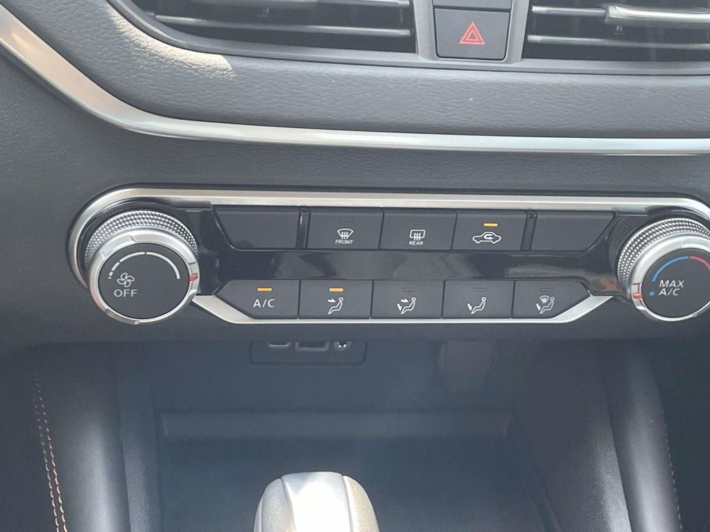 2022 Nissan Altima 2.5 SR