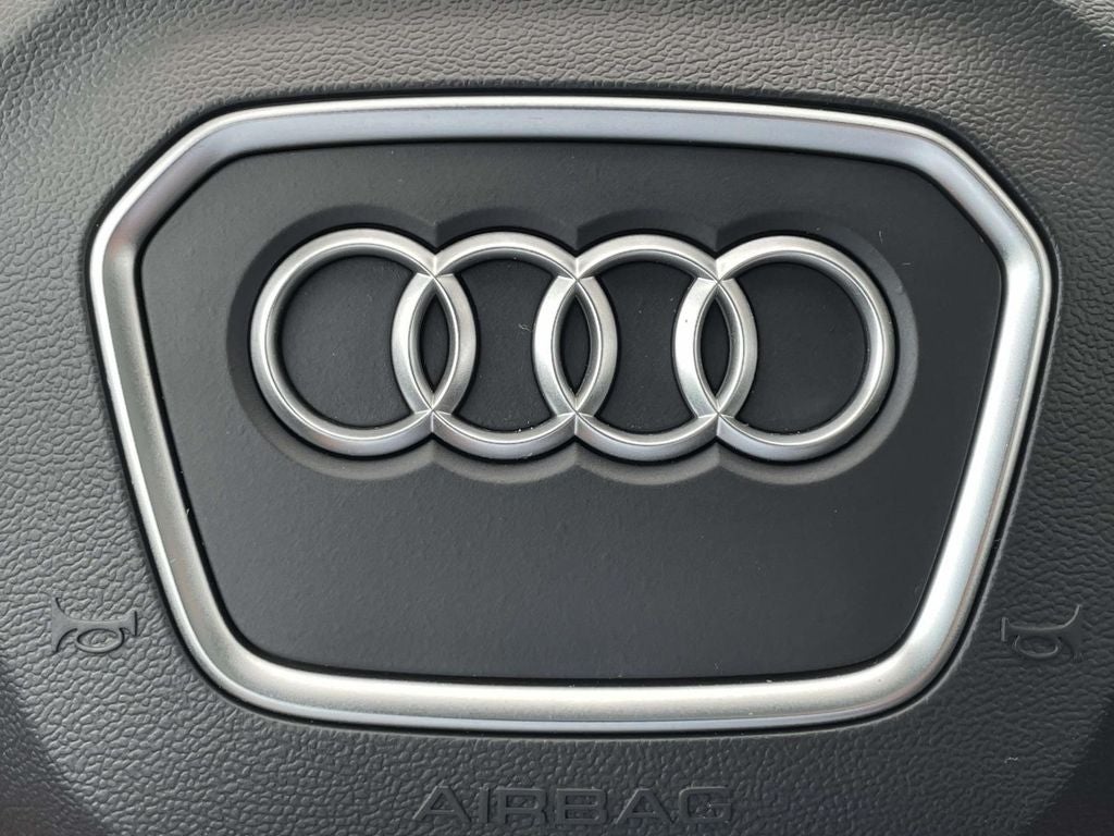 2024 Audi Q5 45 S line Premium quattro