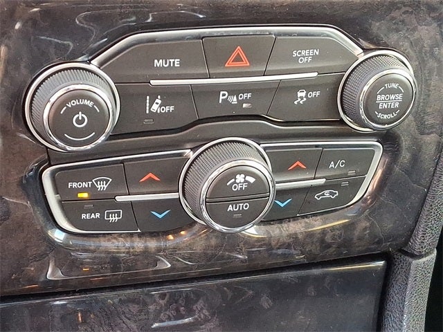 2023 Chrysler 300 Touring