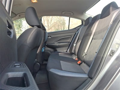 2023 Nissan Versa 1.6 SV