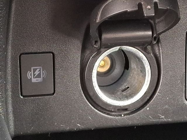 2024 Nissan Versa 1.6 SR
