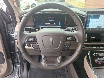 2024 Lincoln Navigator Premiere