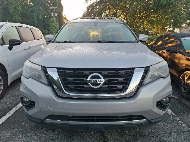 2018 Nissan Pathfinder SV