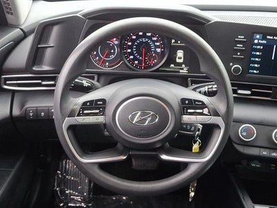 2021 Hyundai Elantra SE
