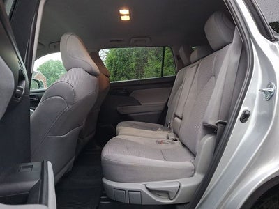 2023 Toyota Highlander LE
