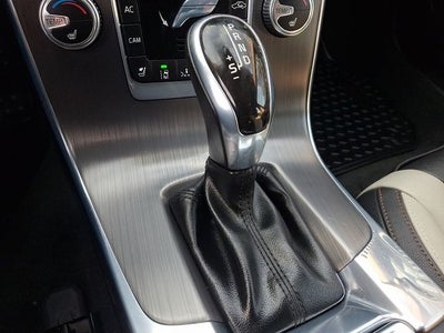 2016 Volvo S60 Cross Country T5 Platinum