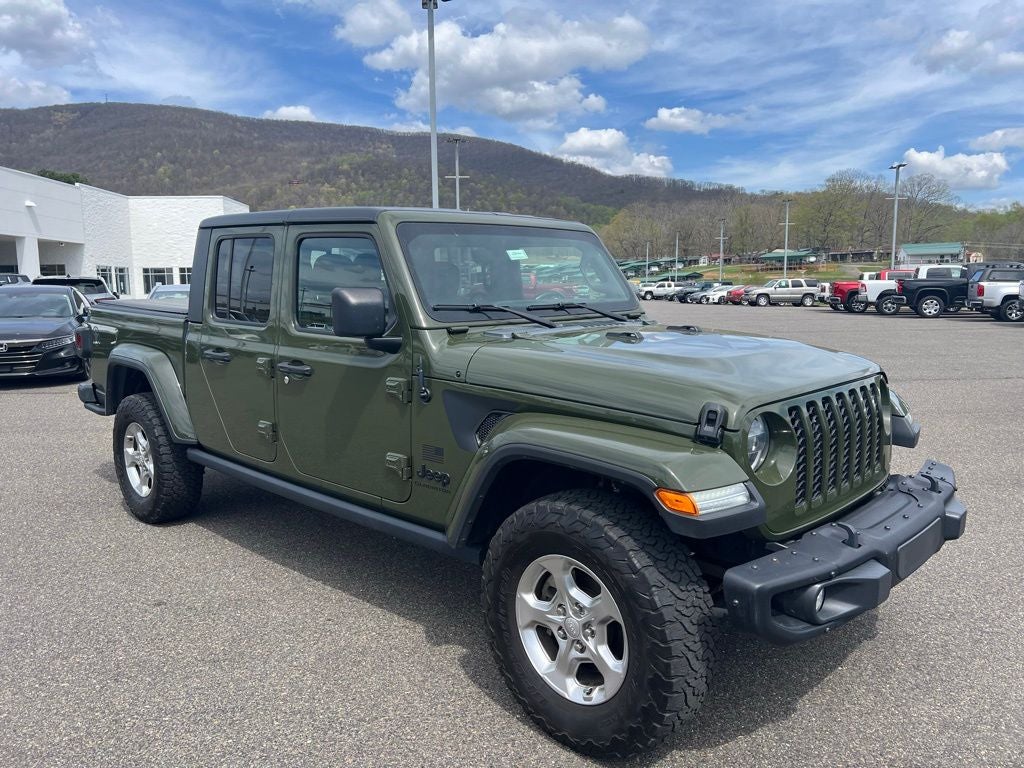 2021 Jeep Gladiator Sport