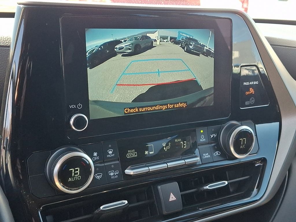 2024 Toyota Highlander LE