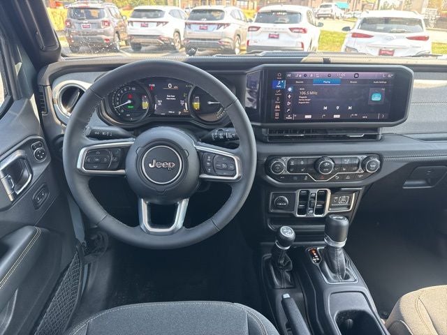 2025 Jeep Wrangler Sahara 4xe