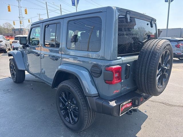 2025 Jeep Wrangler Sahara 4xe