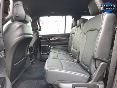 2024 Jeep Wagoneer Base