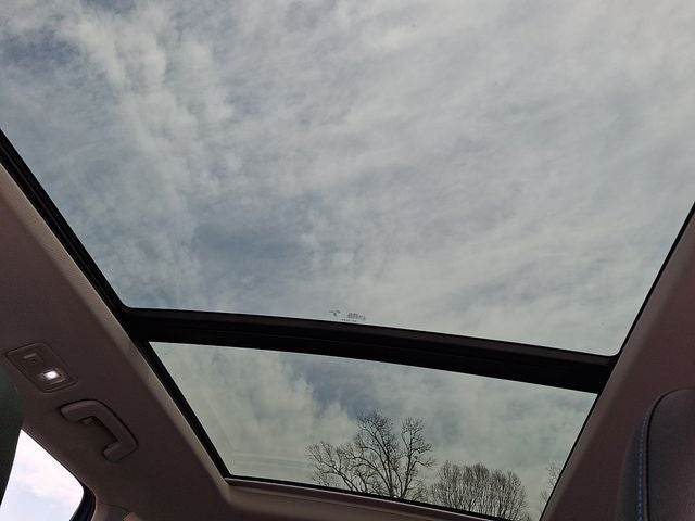 2024 Volkswagen Taos 1.5T SE Black