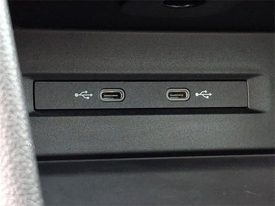 2024 Volkswagen Taos 1.5T SE Black