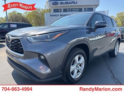 2023 Toyota Highlander LE