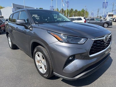 2023 Toyota Highlander LE