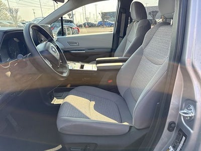 2025 Toyota Sienna LE 8 Passenger