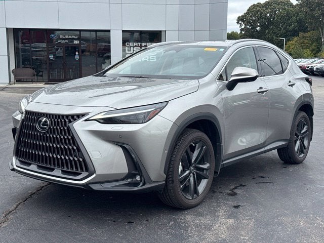 2026 Lexus NX 450h+ Luxury