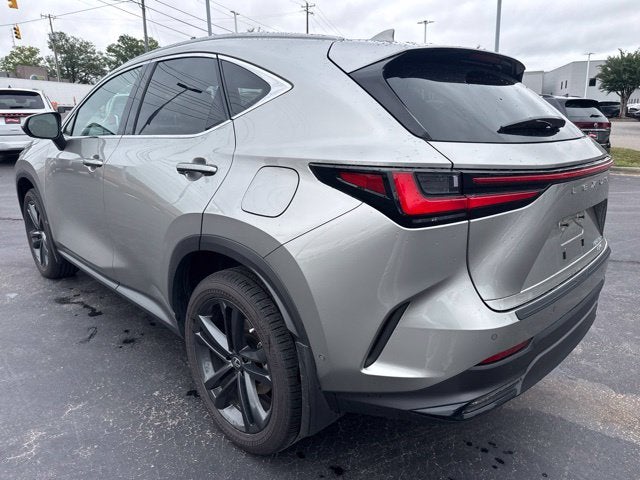 2026 Lexus NX 450h+ Luxury